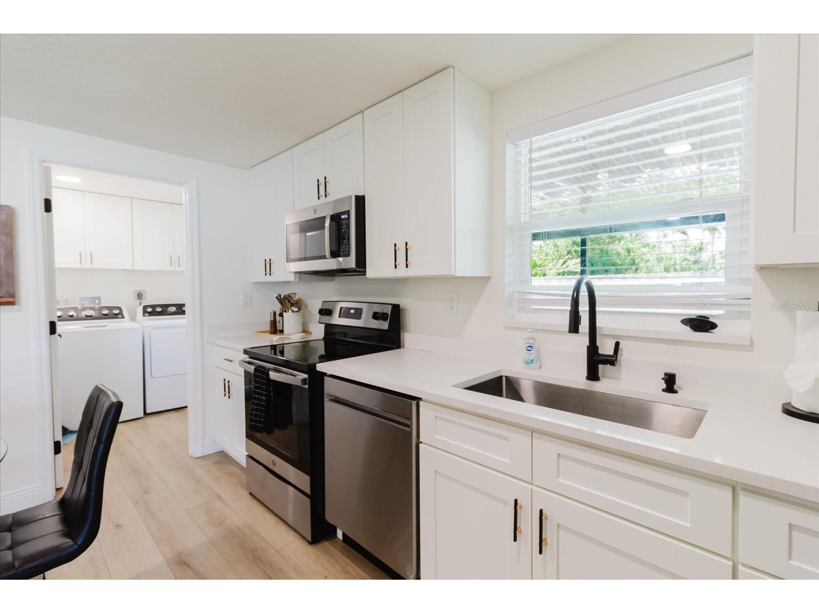 916 17th Street N Saint Petersburg FL 33713 TB8519175 image21