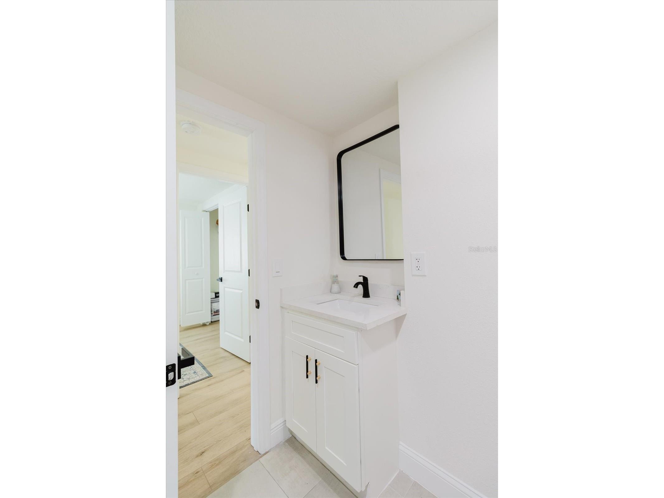 916 17th Street N Saint Petersburg FL 33713 TB8519175 image33