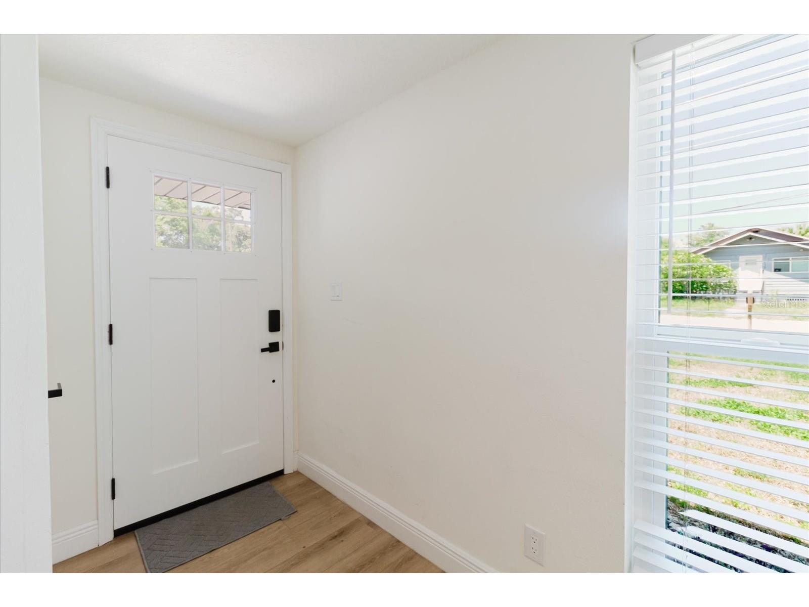 916 17th Street N Saint Petersburg FL 33713 TB8519175 image7