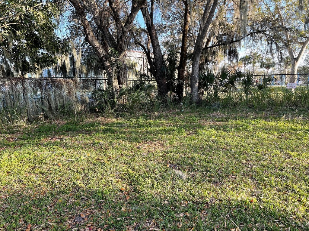 916 23rd Street E Bradenton FL 34208 A4560096 image1