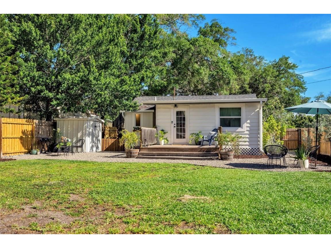 916 47th Avenue N Saint Petersburg FL 33703 TB8426459 image23