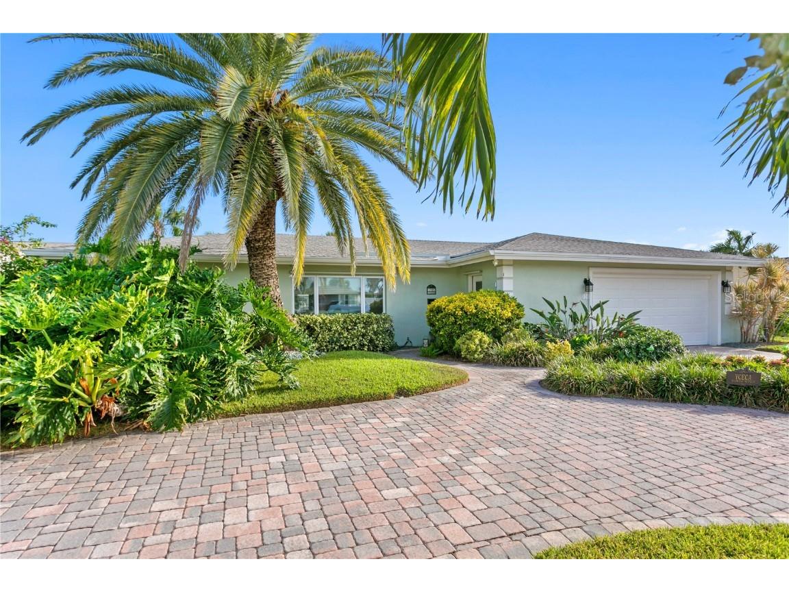916 79th Street S Saint Petersburg FL 33707 U8217042 image1