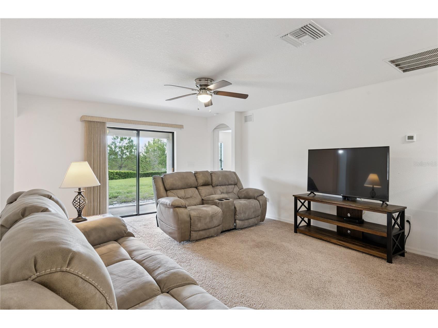 916 Aspen View Circle Groveland FL 34736 G5112971 image2