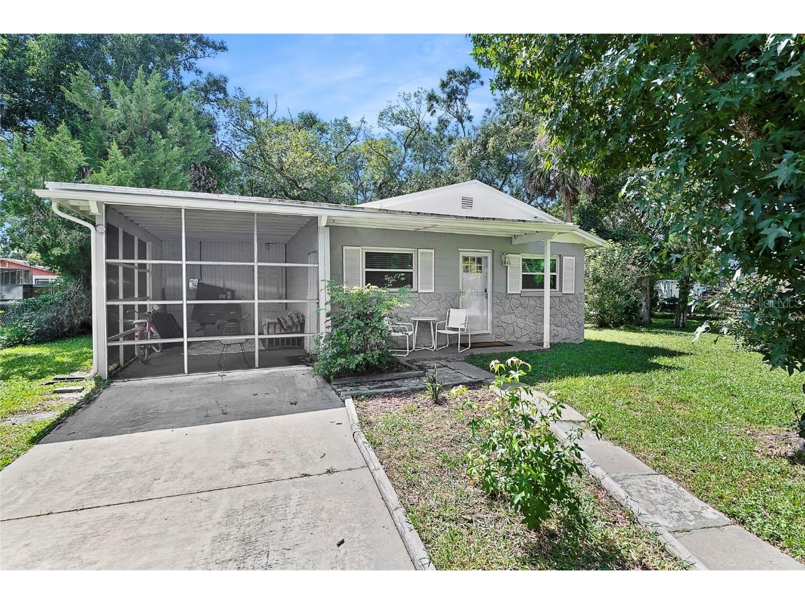 916 Gibbons Street Daytona Beach FL 32117 FC293792 image1