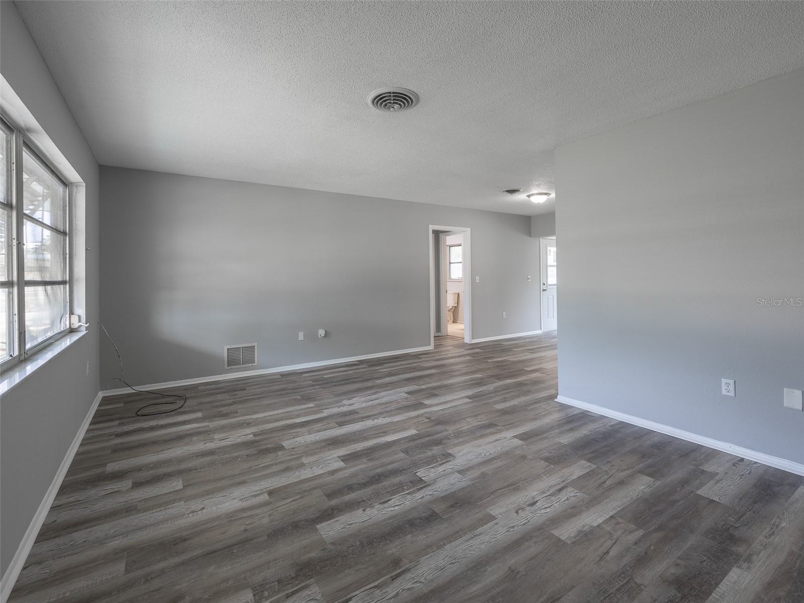 916 Gillespie Street Englewood FL 34223 TB8504860 image4
