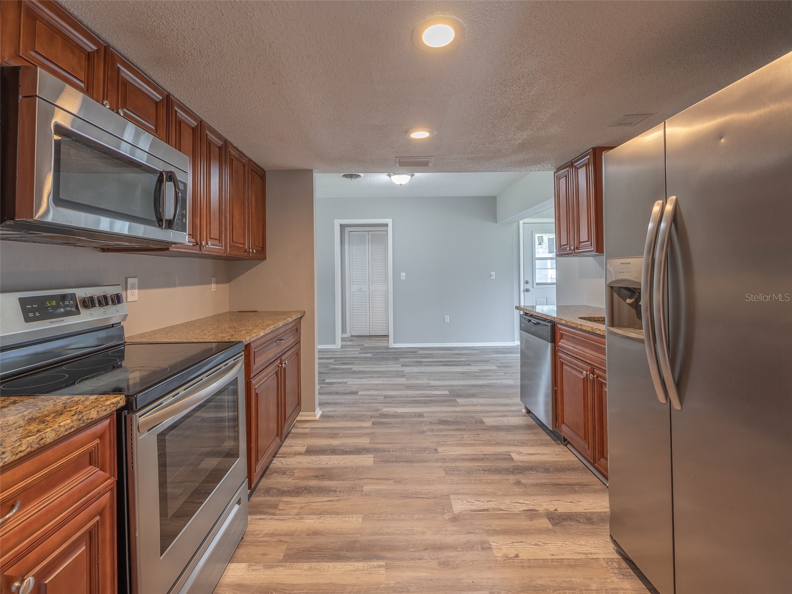 916 Gillespie Street Englewood FL 34223 TB8504860 image6