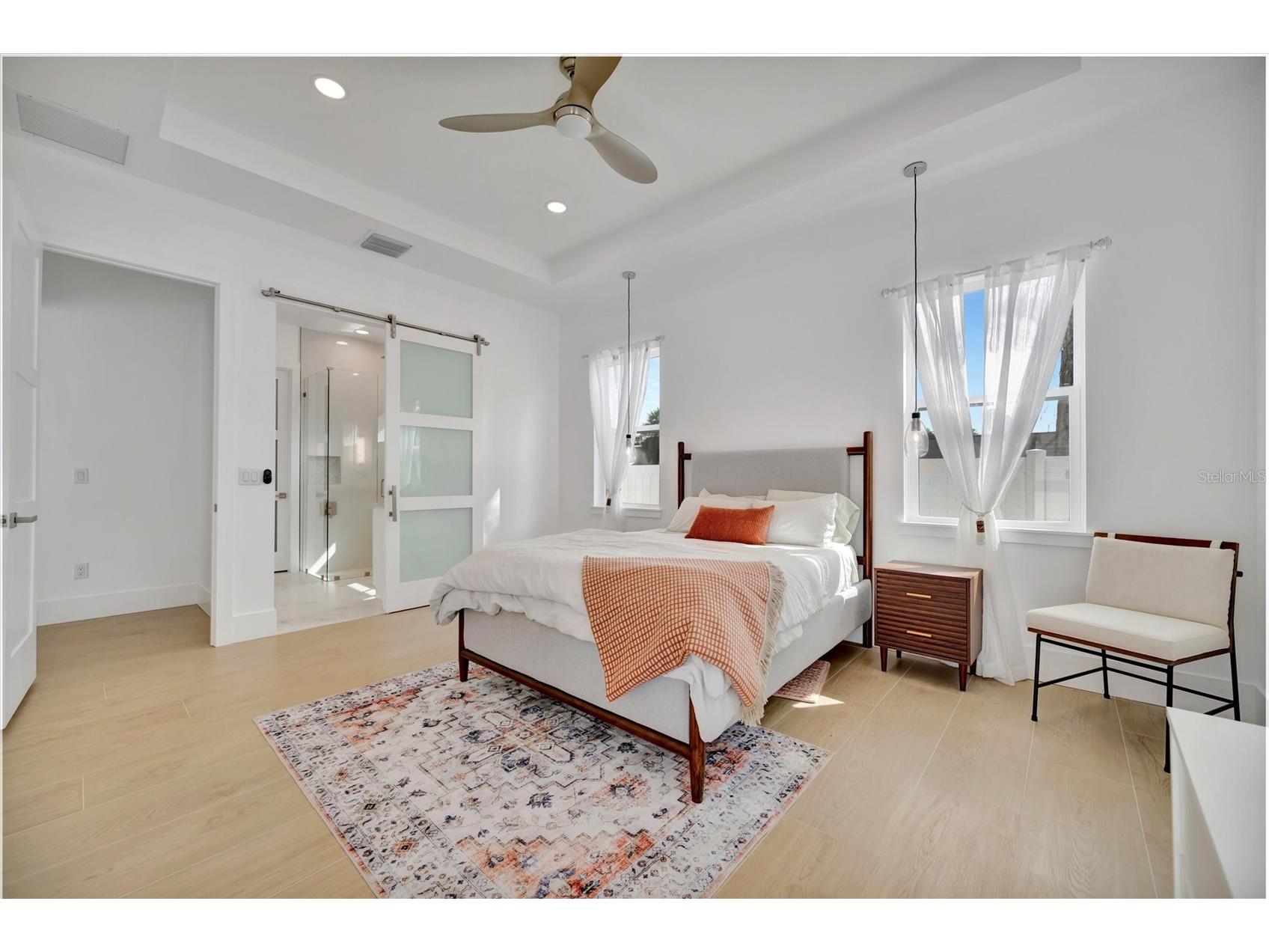 916 Highland Street Sarasota FL 34234 O6375499 image18