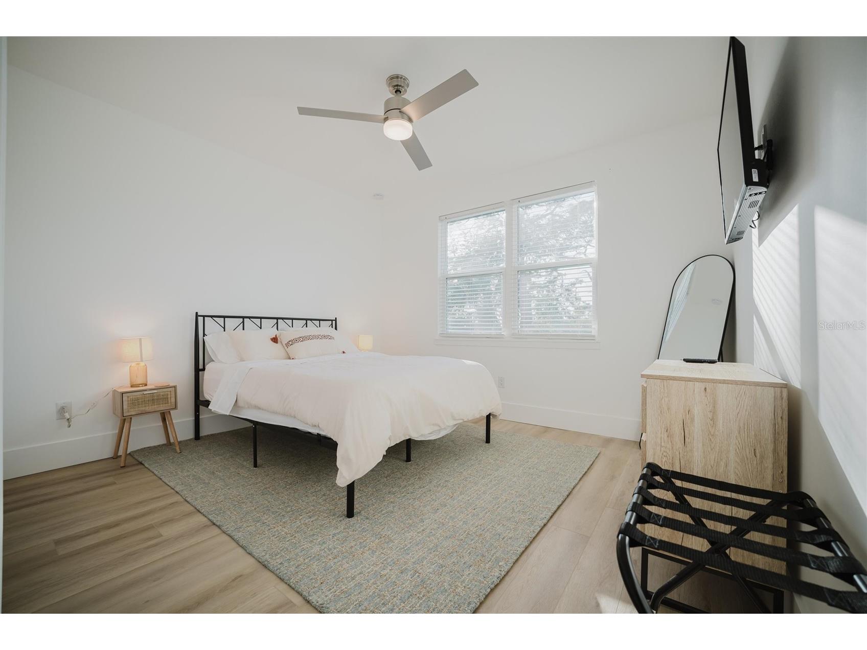 916 Highland Street Sarasota FL 34234 O6375499 image30