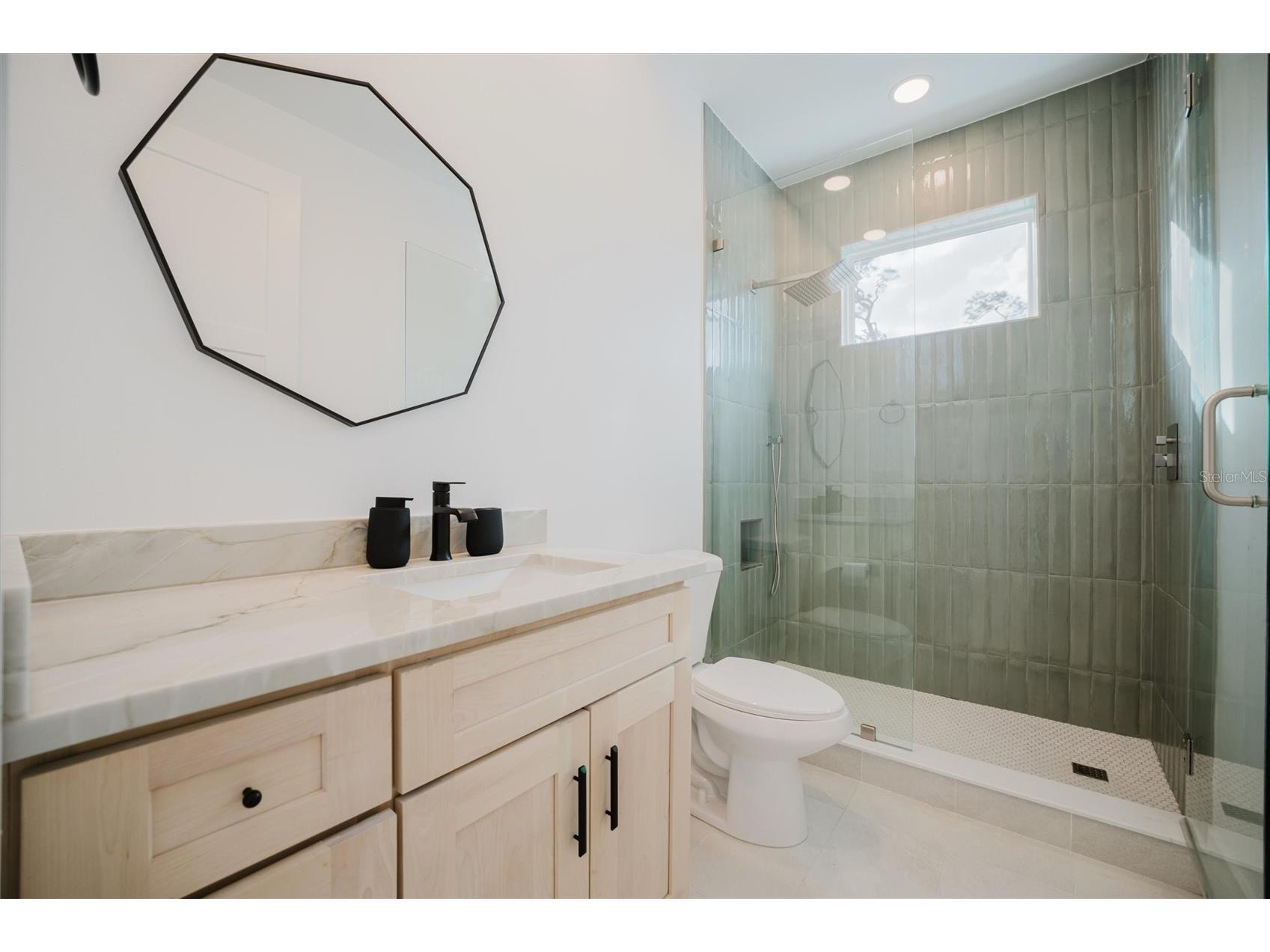 916 Highland Street Sarasota FL 34234 O6375499 image35
