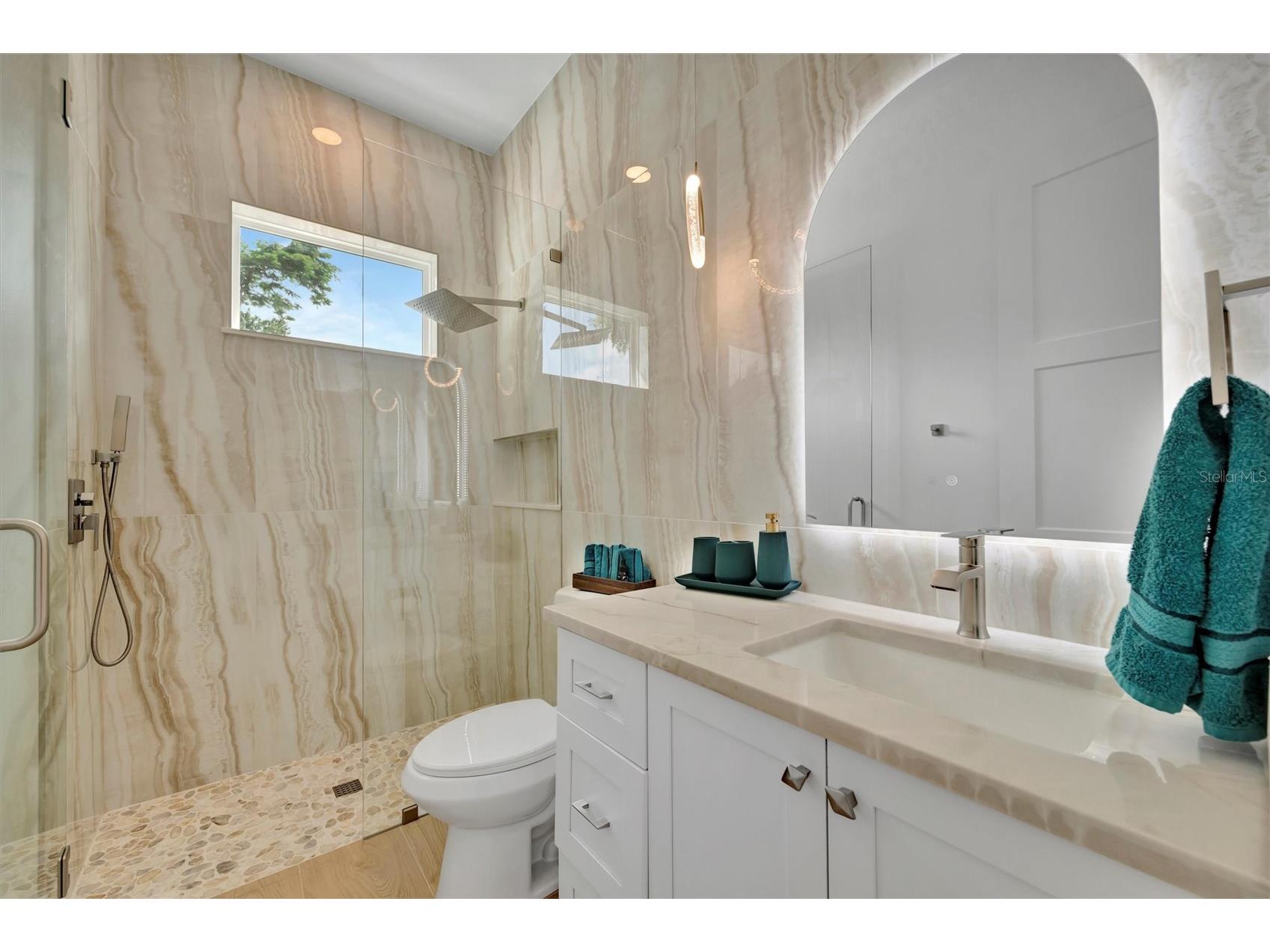 916 Highland Street Sarasota FL 34234 O6375499 image36