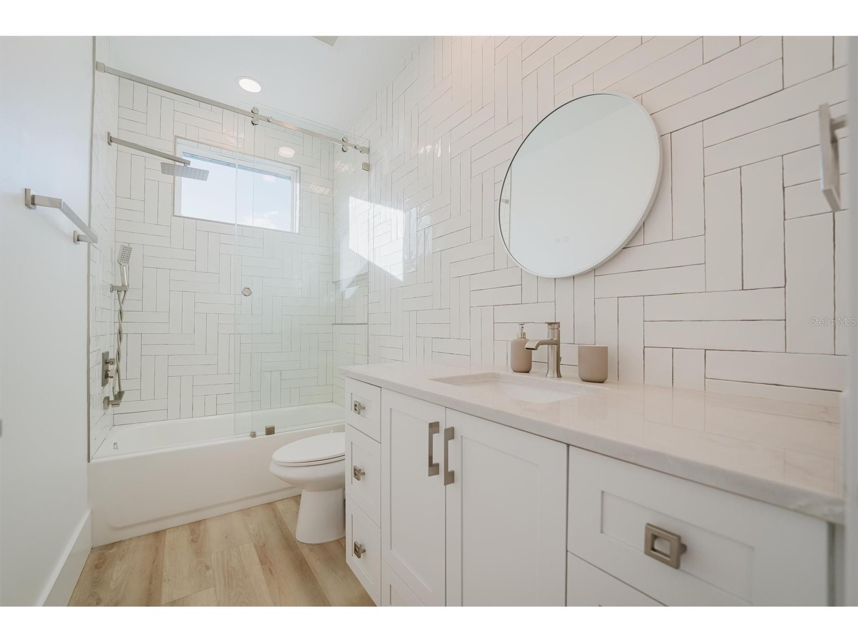 916 Highland Street Sarasota FL 34234 O6375499 image37