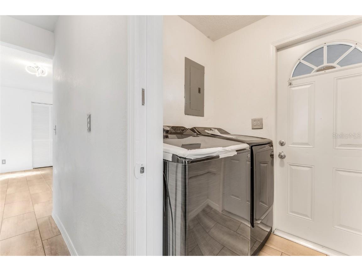 916 Kathy Street Daytona Beach FL 32114 V4943317 image6