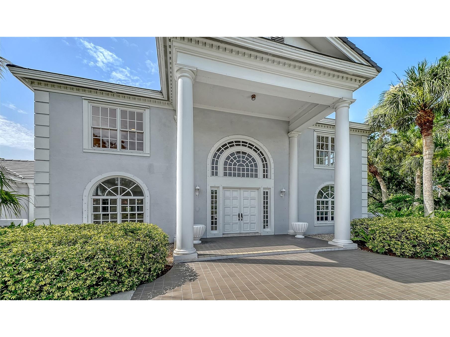 916 Macewen Drive Osprey FL 34229 A4698153 image11
