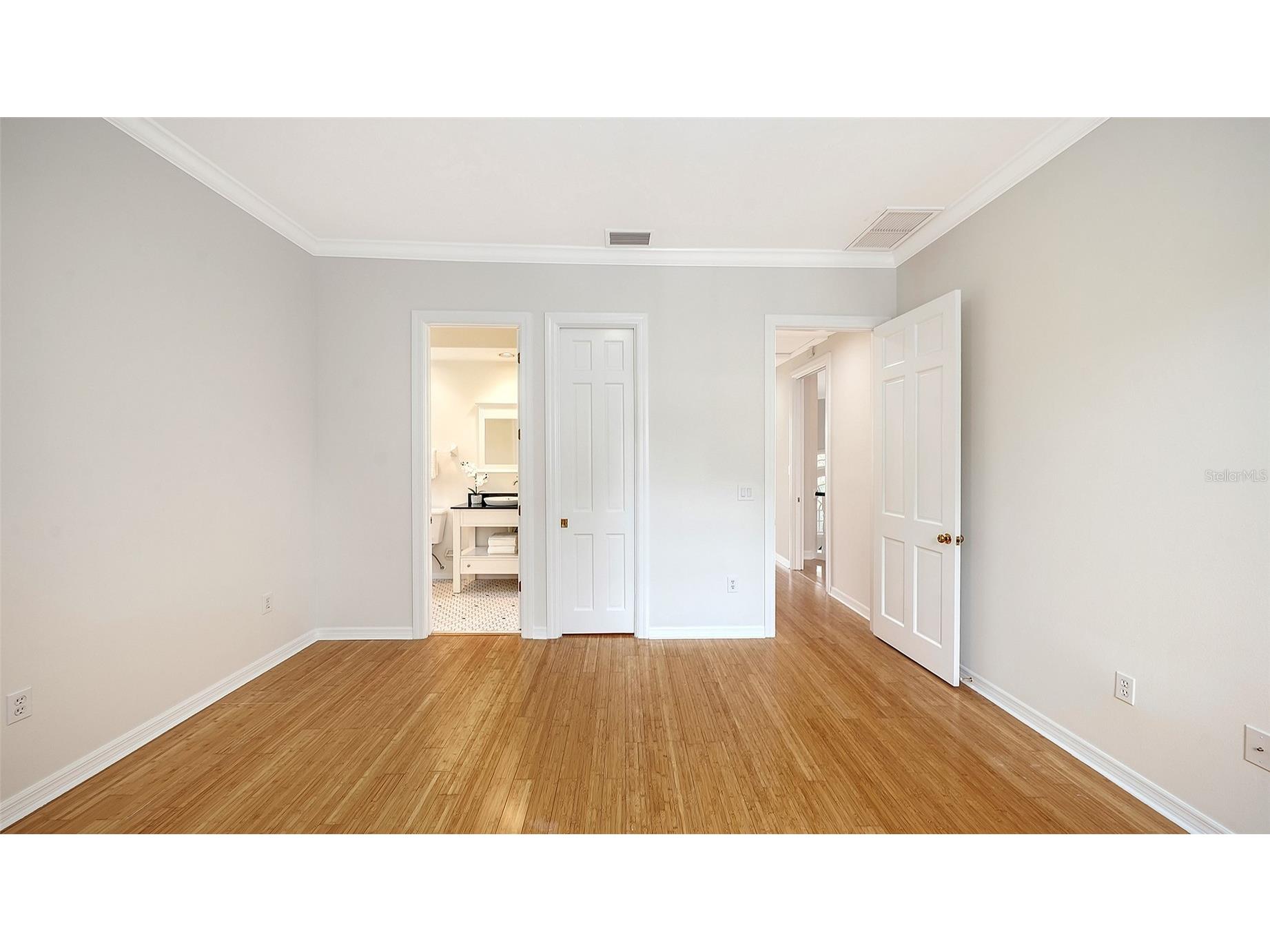 916 Macewen Drive Osprey FL 34229 A4698153 image58