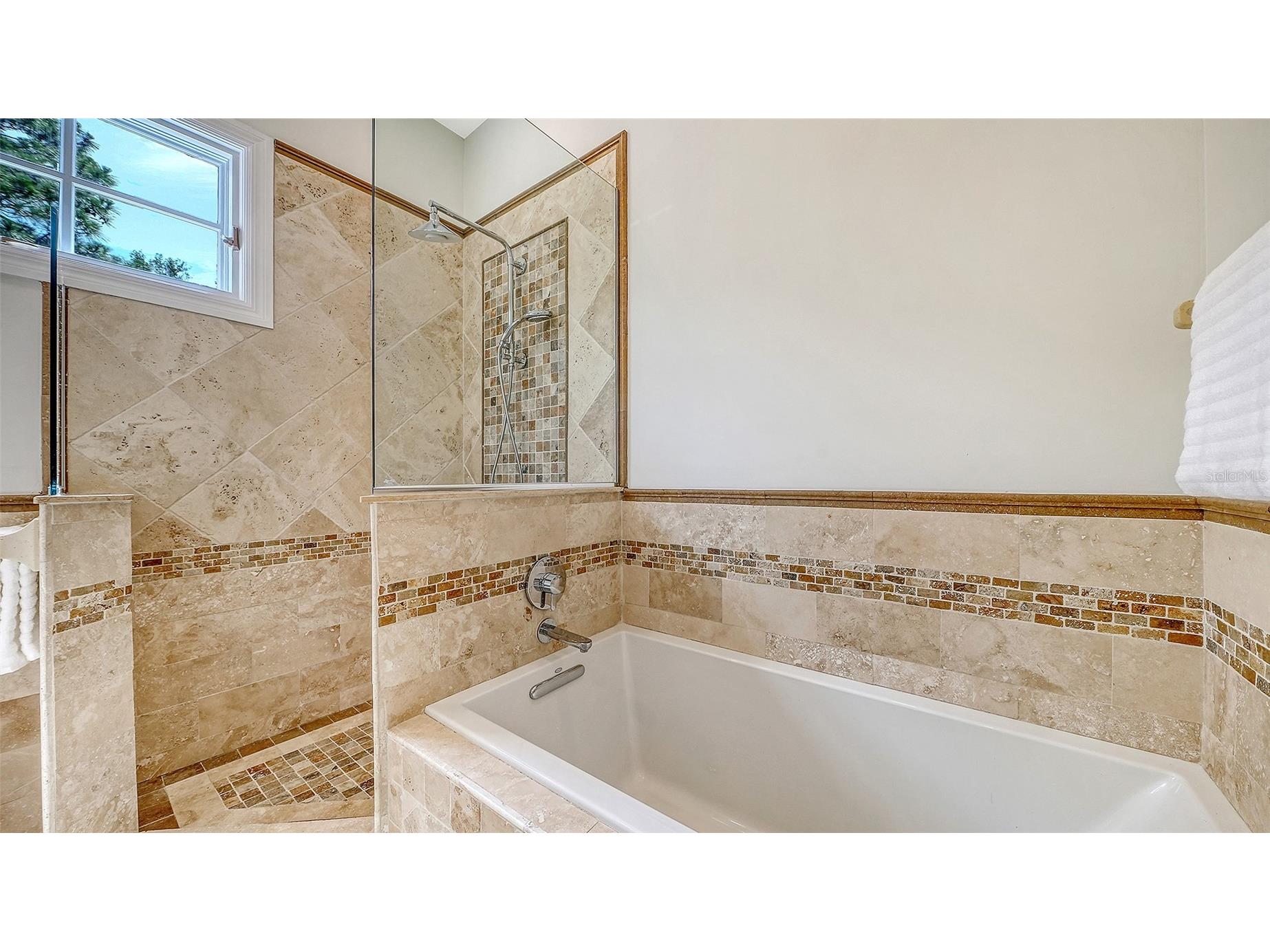 916 Macewen Drive Osprey FL 34229 A4698153 image63