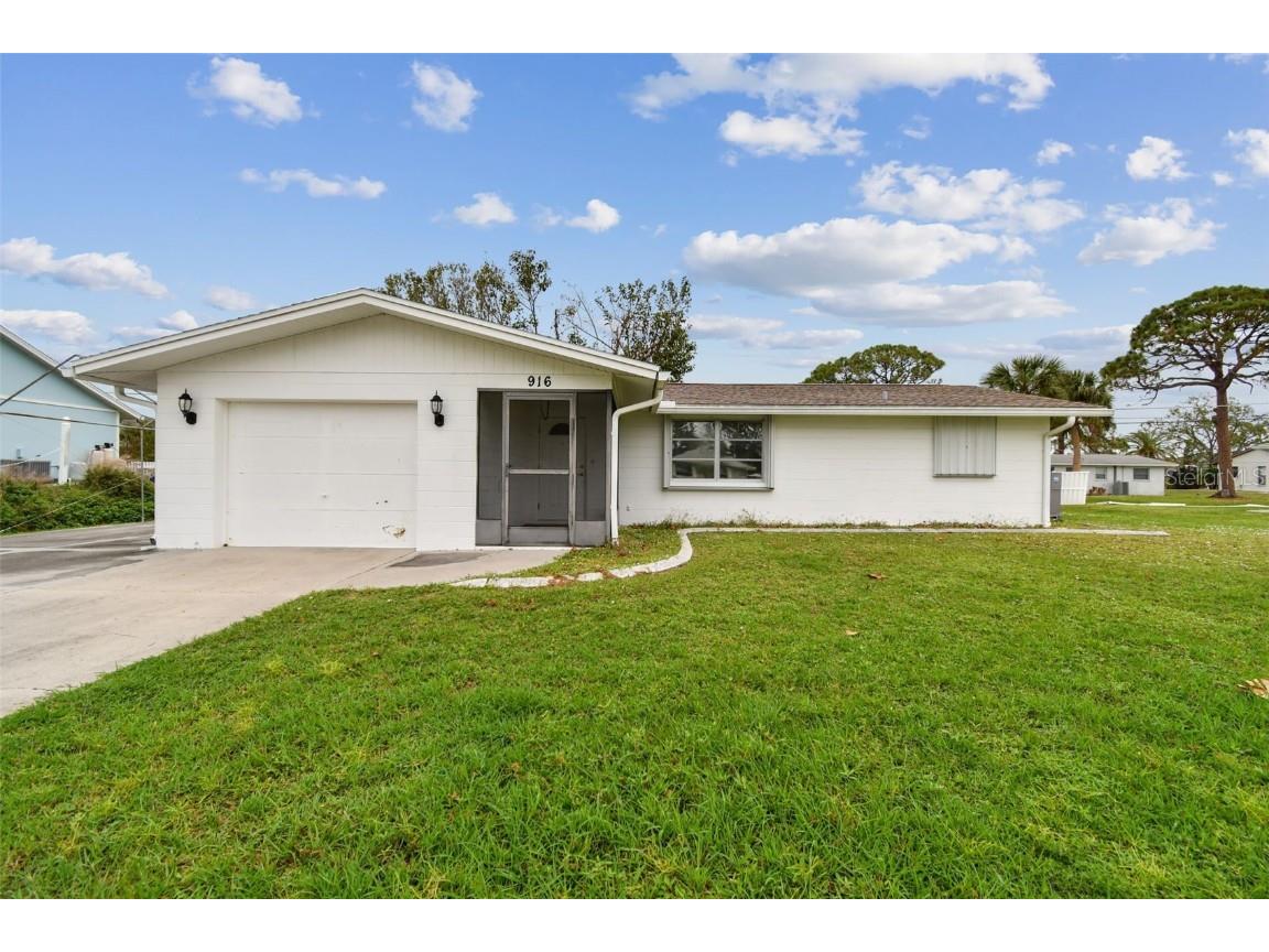 916 Mohawk Road Venice FL 34293 A4630300 image1