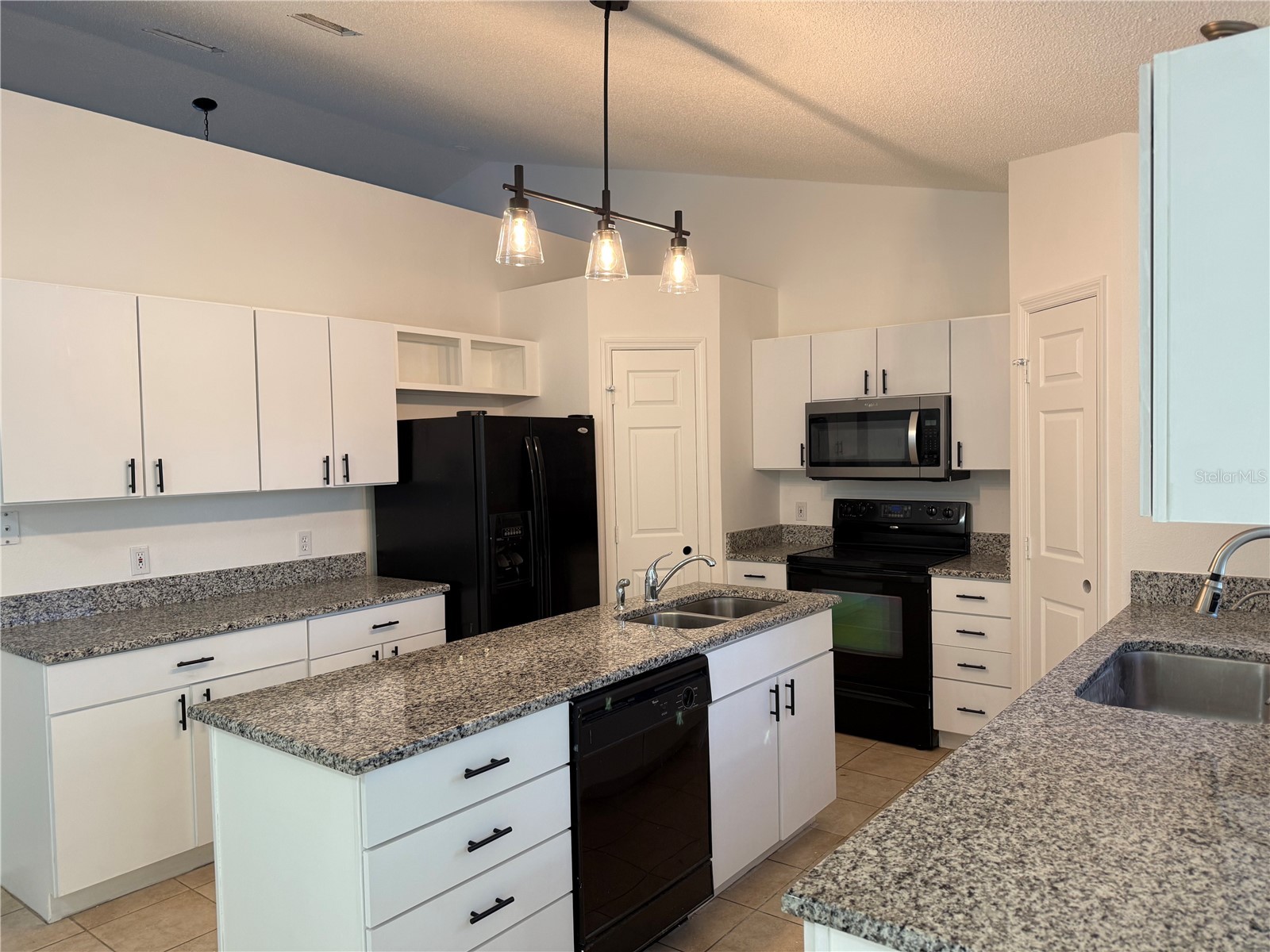 916 Nancy Court Kissimmee FL 34759 V4946526 image13