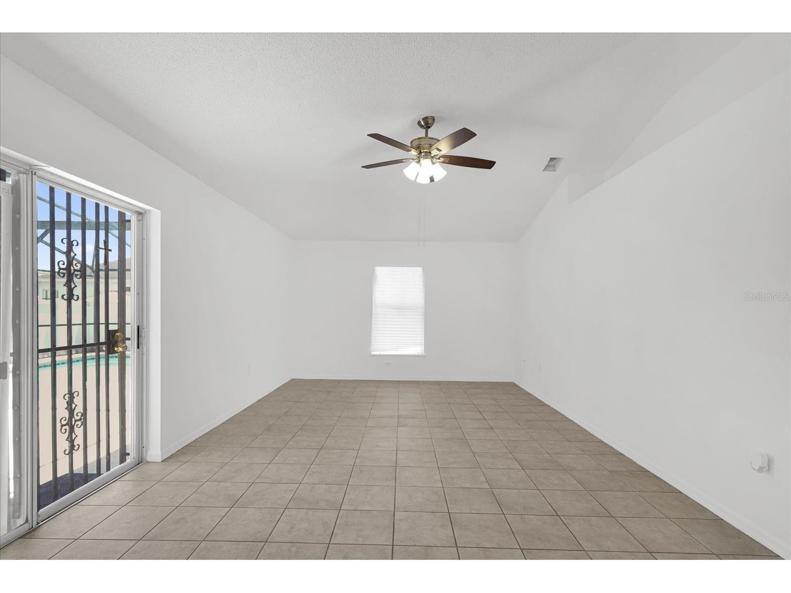 916 Nancy Court Kissimmee FL 34759 V4946526 image29