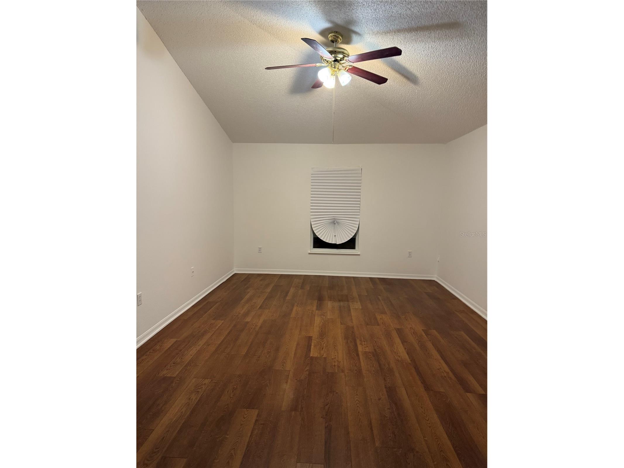 916 Nancy Court Kissimmee FL 34759 V4946526 image7