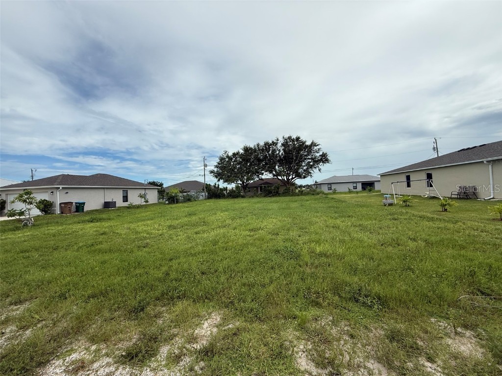 916 NE 9th Terrace Cape Coral FL 33909 OK225390 image1