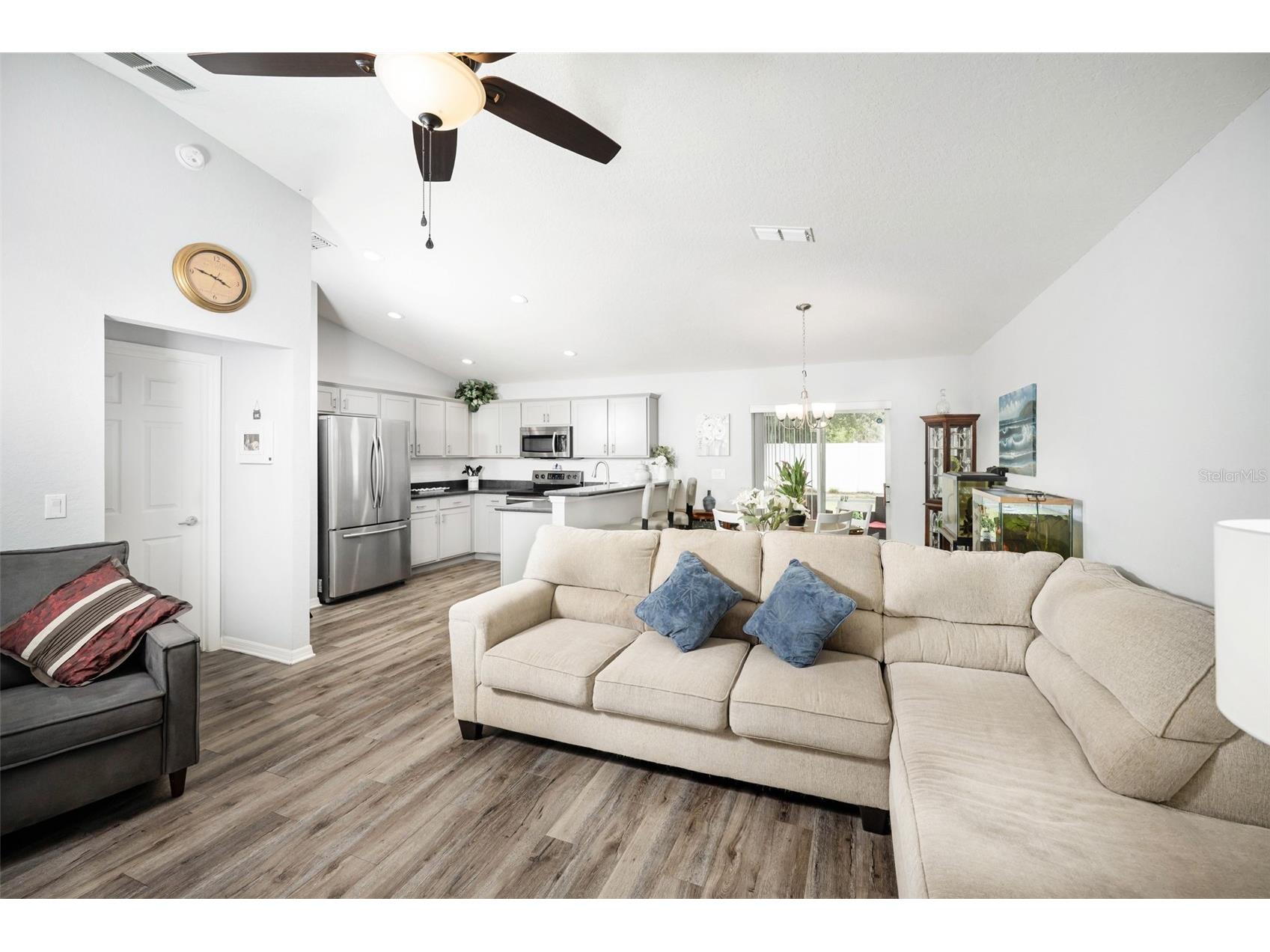 916 Orleans Drive Eagle Lake FL 33839 TB8508646 image3