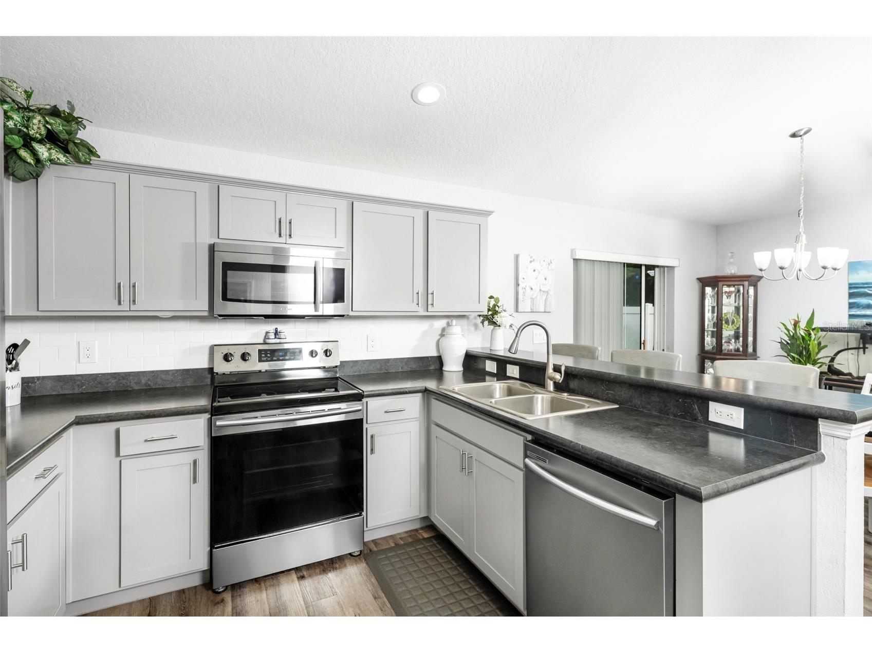 916 Orleans Drive Eagle Lake FL 33839 TB8508646 image8