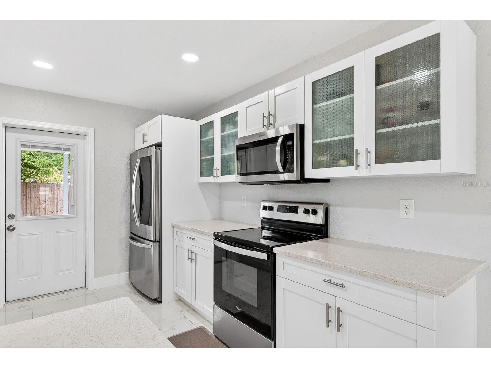 916 Pattison Avenue Sarasota FL 34237 A4693771 image18