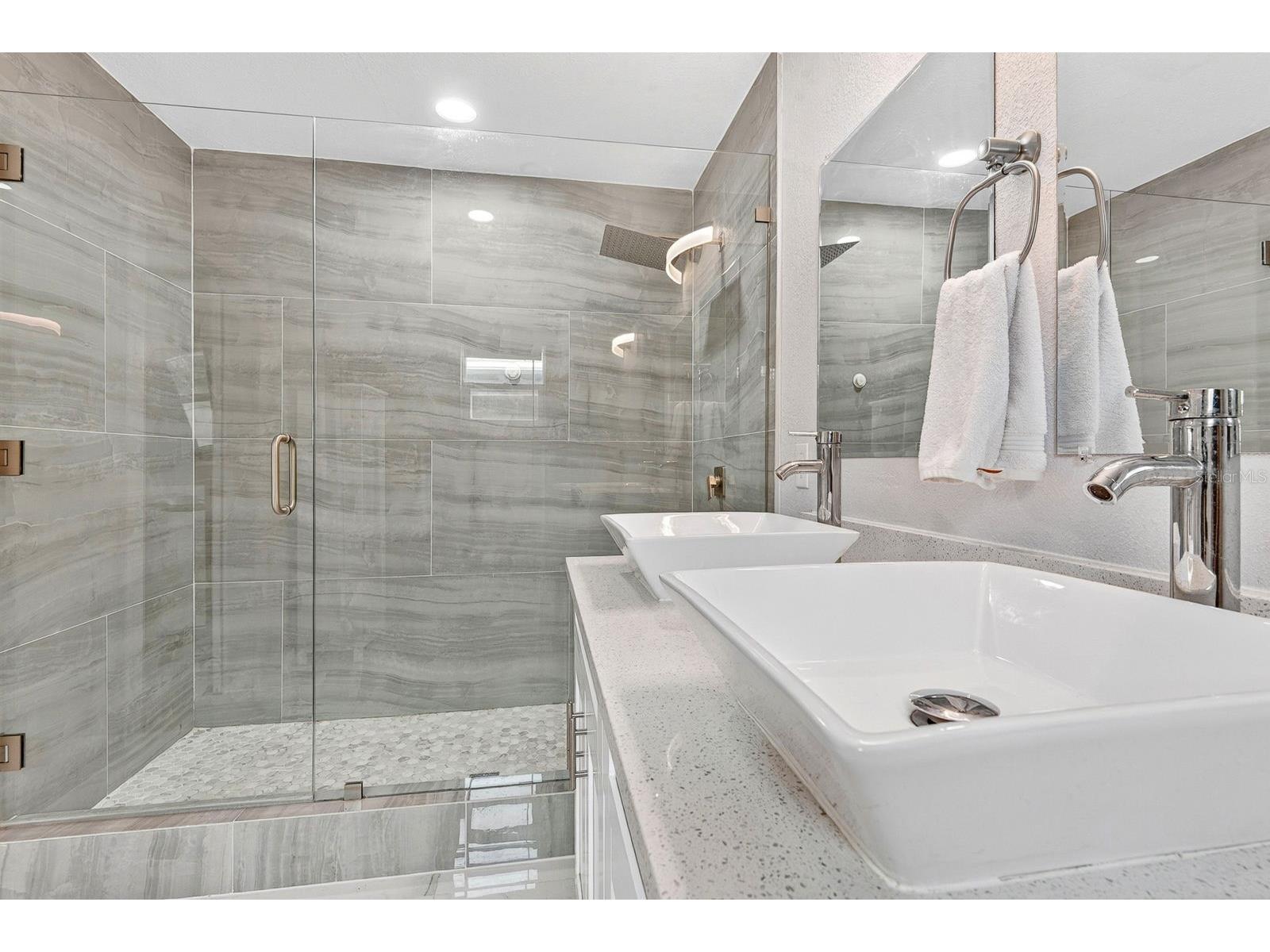 916 Pattison Avenue Sarasota FL 34237 A4693771 image30
