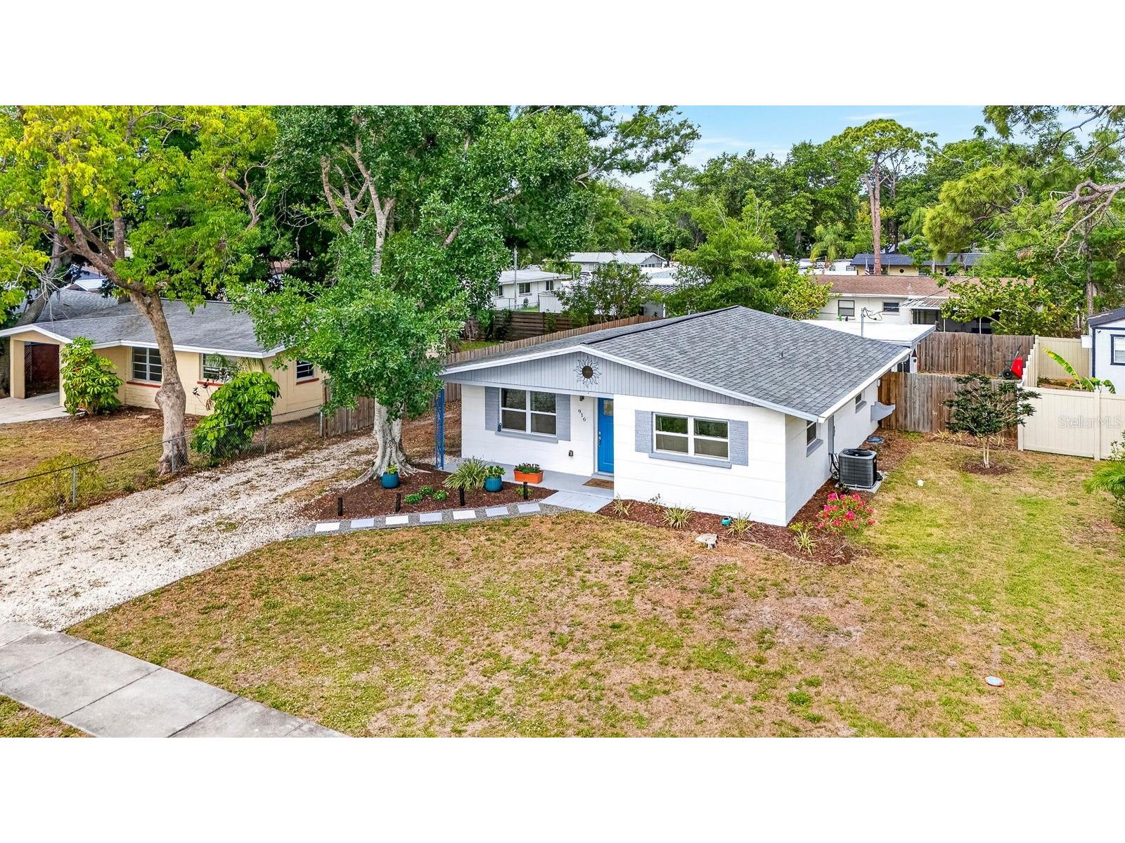 916 Pattison Avenue Sarasota FL 34237 A4693771 image50