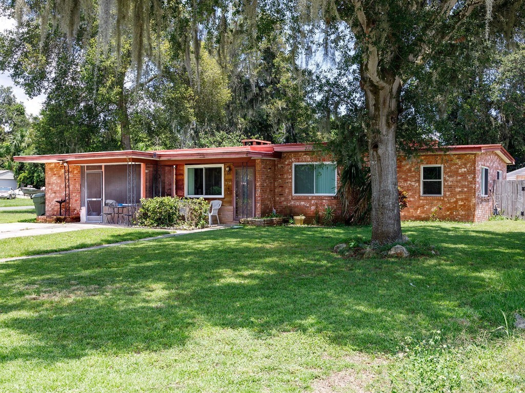 916 Perkins Street Leesburg FL 34748 G5071476 image1