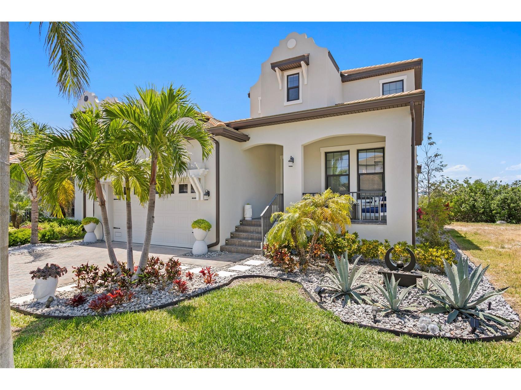 916 Seagrape Drive Ruskin FL 33570 TB8488564 image1