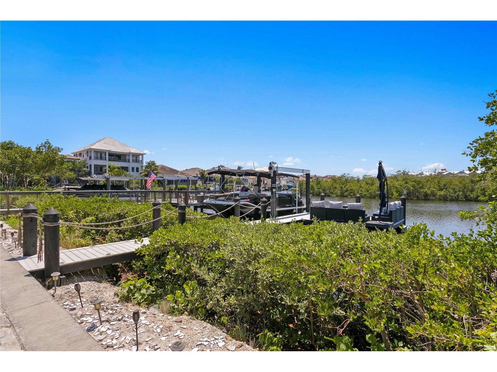 916 Seagrape Drive Ruskin FL 33570 TB8488564 image46