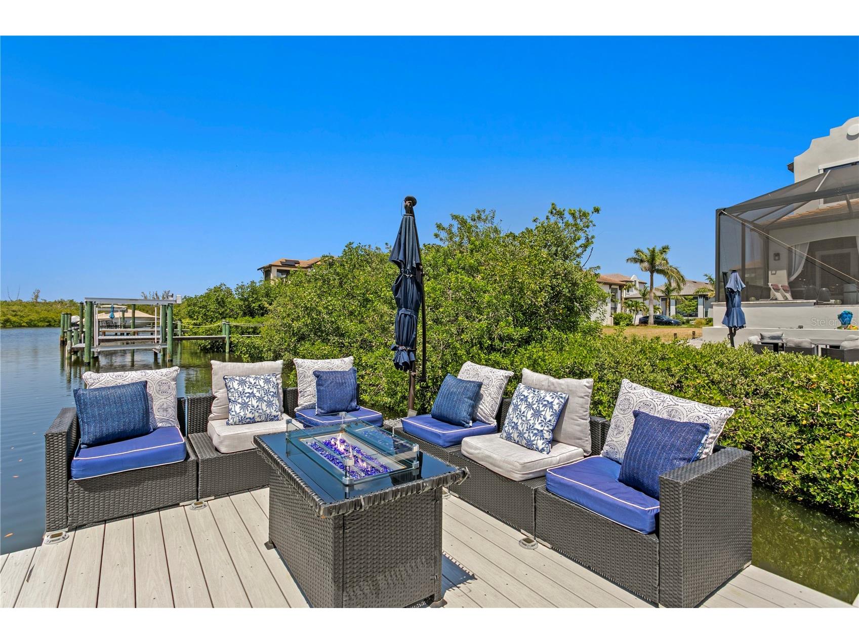 916 Seagrape Drive Ruskin FL 33570 TB8488564 image53