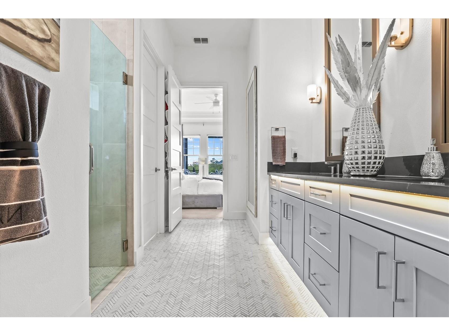 916 Seagrape Drive Ruskin FL 33570 TB8496723 image24