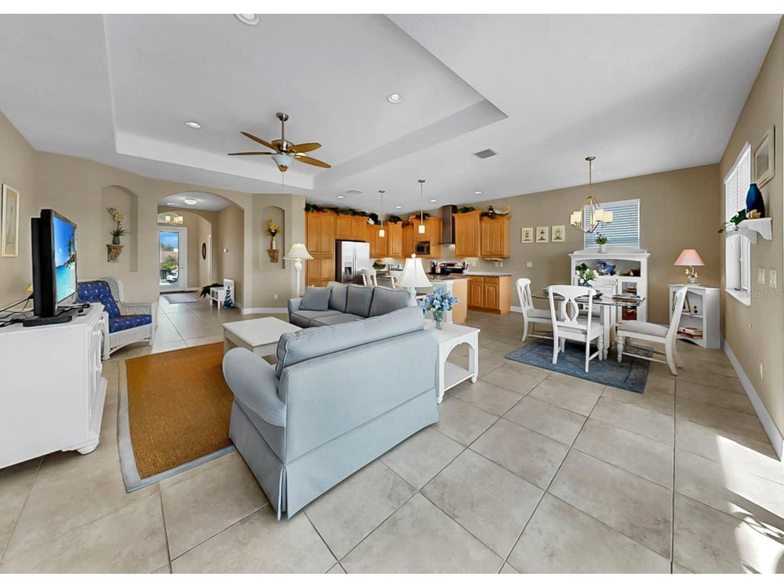 916 Spindle Palm Way Apollo Beach FL 33572 TB8474317 image27