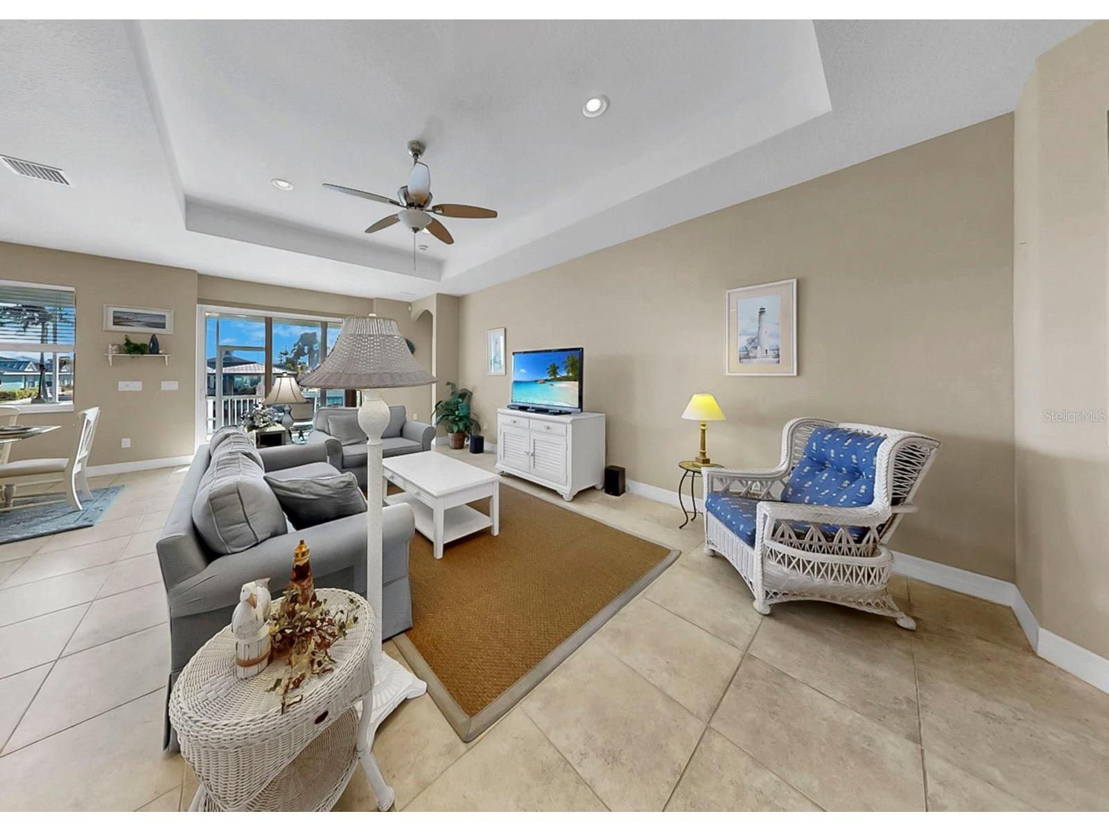 916 Spindle Palm Way Apollo Beach FL 33572 TB8474317 image7