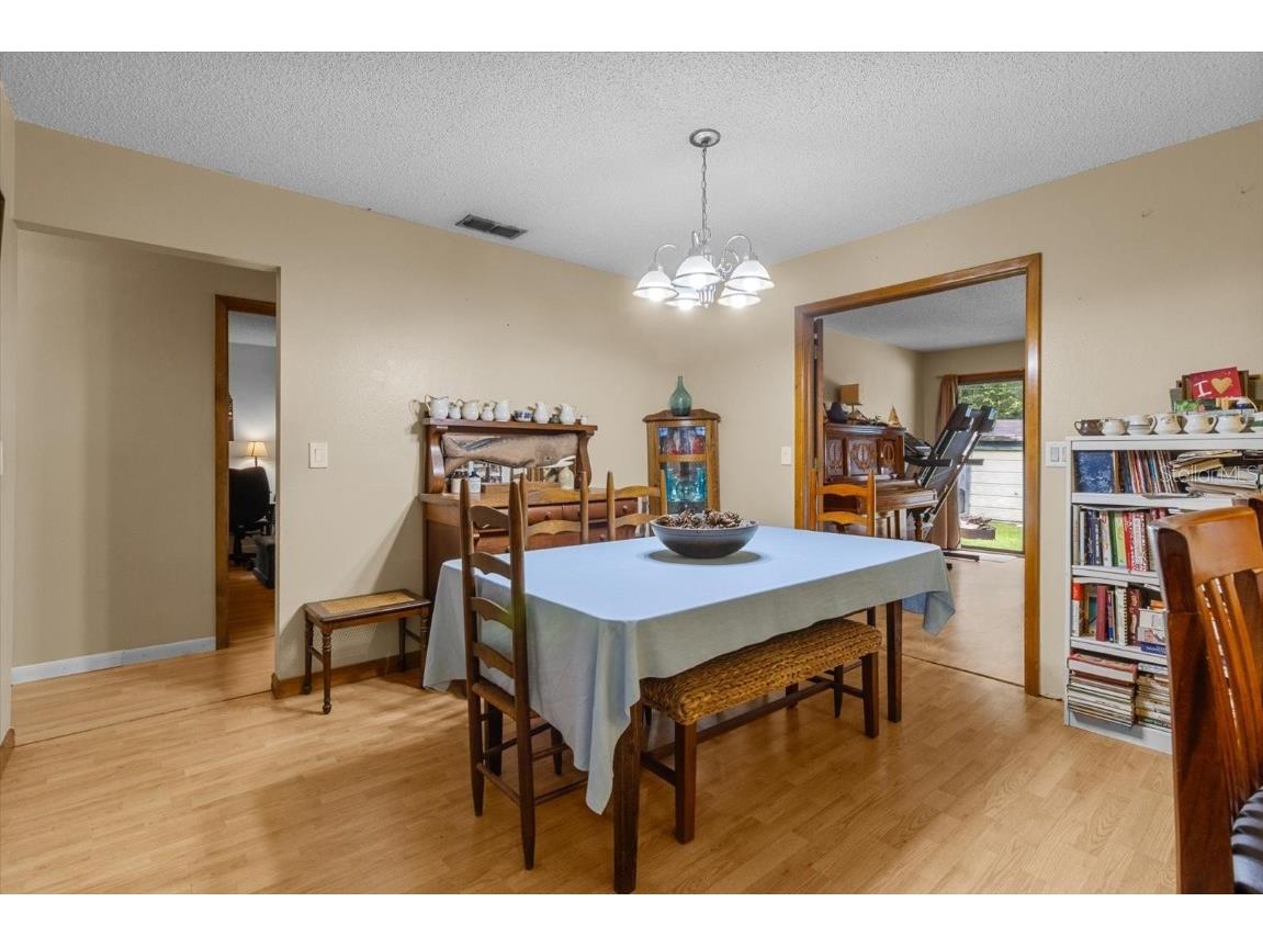 916 Whiteway Drive Brooksville FL 34601 W7877264 image16