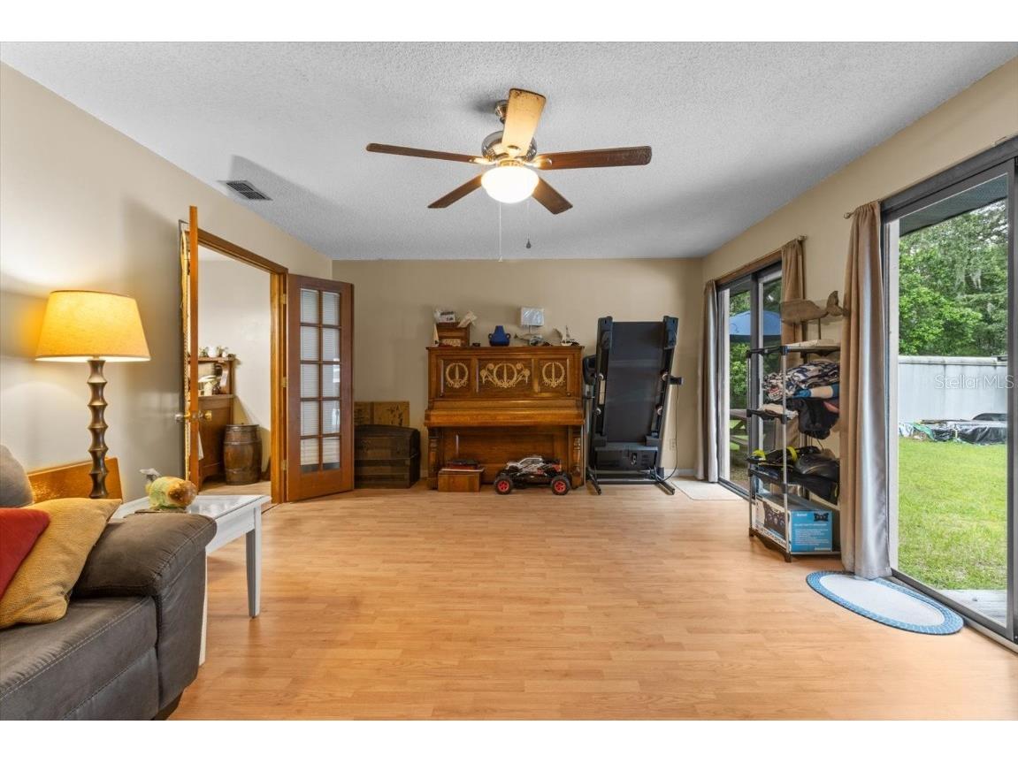 916 Whiteway Drive Brooksville FL 34601 W7877264 image27