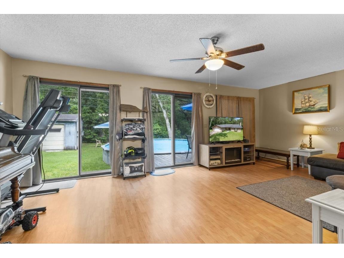 916 Whiteway Drive Brooksville FL 34601 W7877264 image28