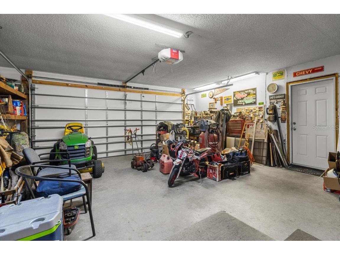 916 Whiteway Drive Brooksville FL 34601 W7877264 image35