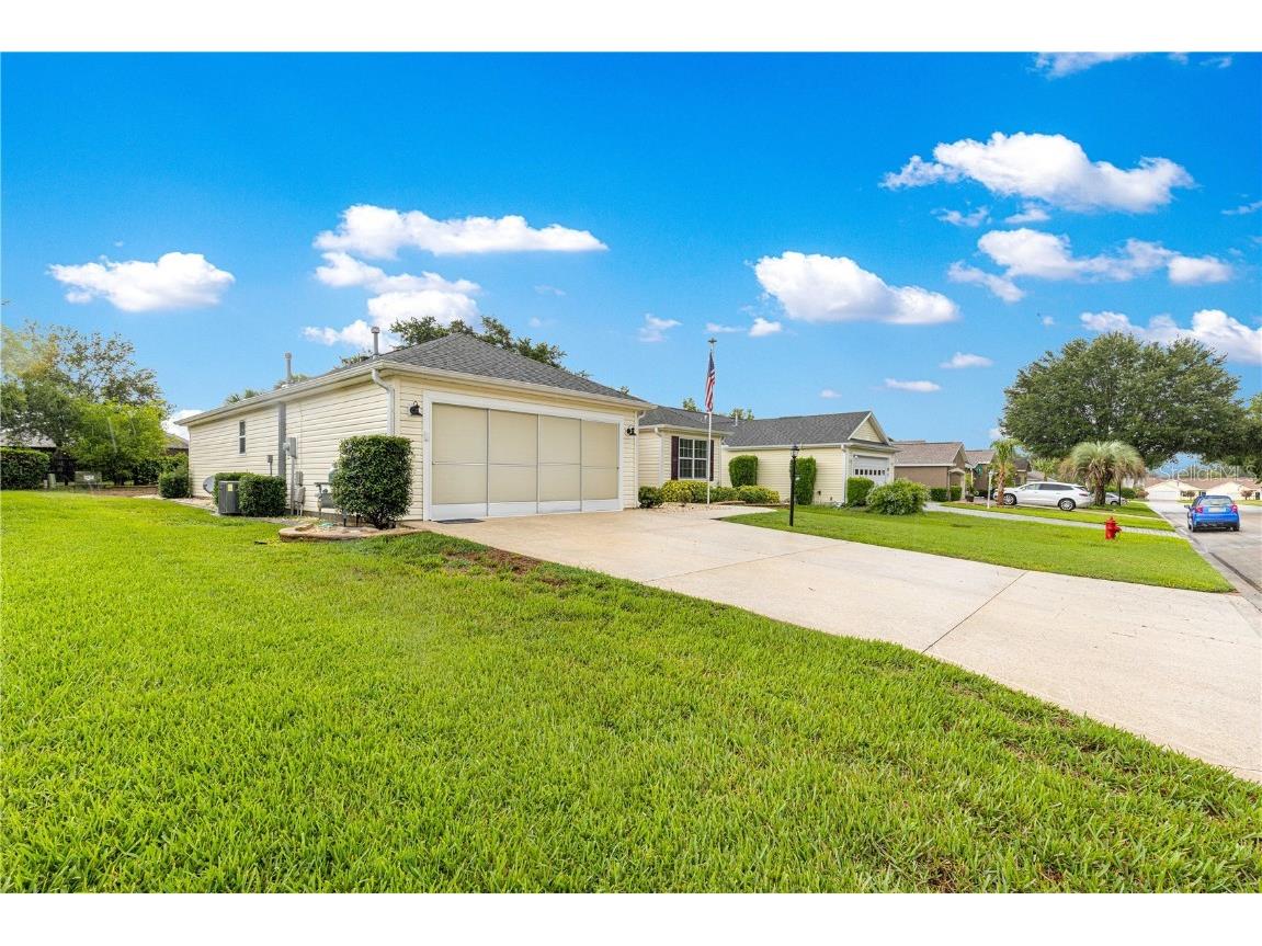 9161 SE 169th Bentley Street The Villages FL 32162 OM704548 image2