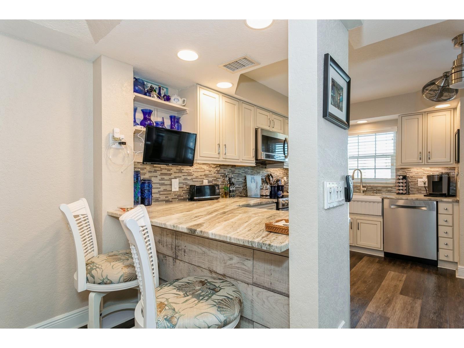 9166 Blind Pass Road Saint Pete Beach FL 33706 U8241634 image12