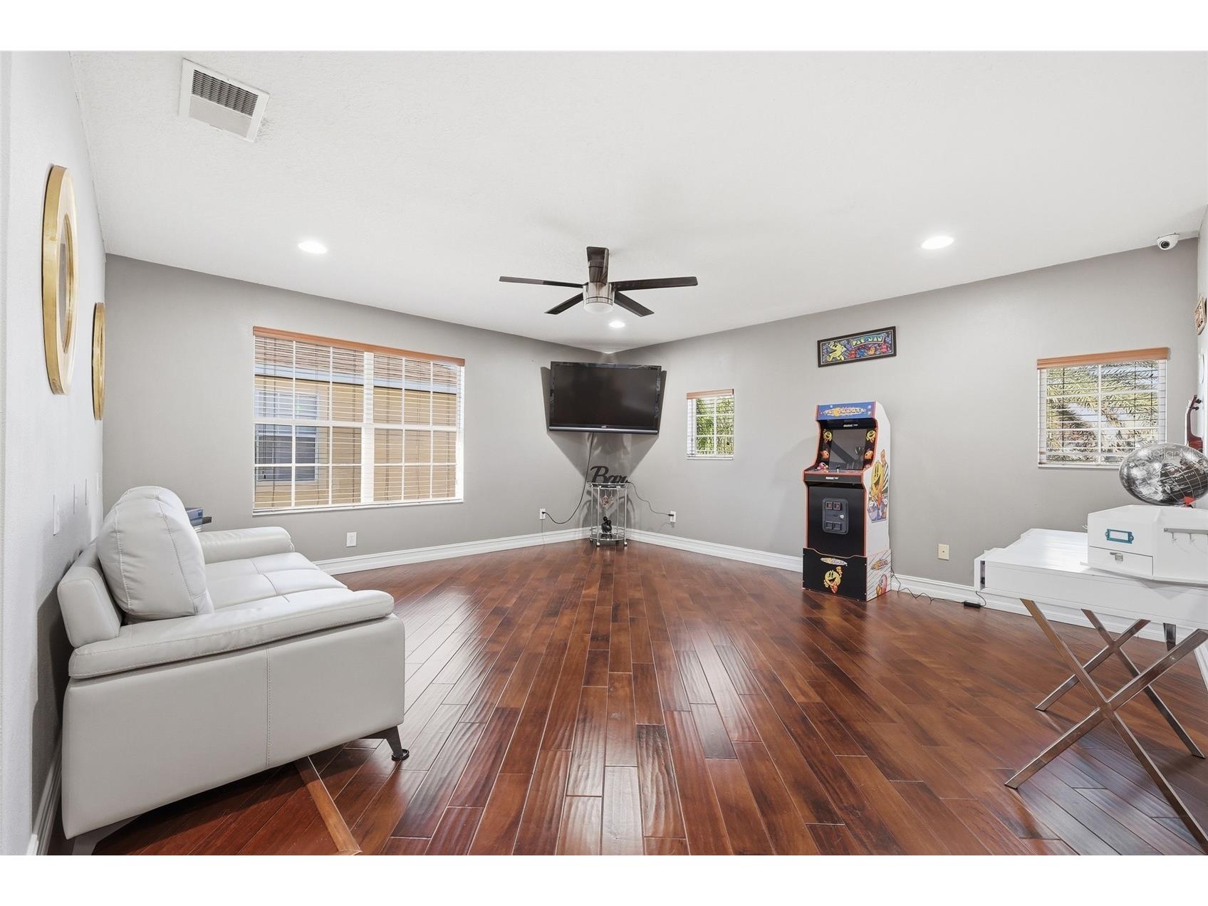 9168 Lake Avon Drive Orlando FL 32829 O6393042 image37