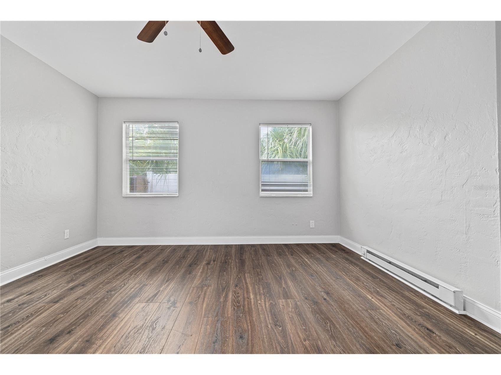 917 30th Avenue N #4 Saint Petersburg FL 33704 TB8524940 image5