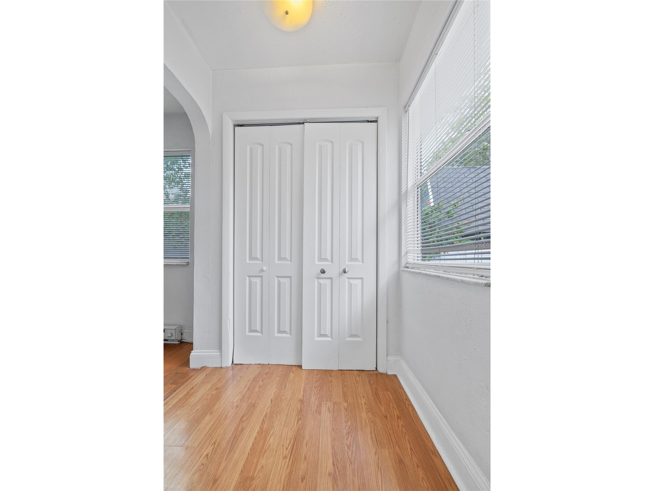 917 30th Avenue N Saint Petersburg FL 33704 TB8513746 image11