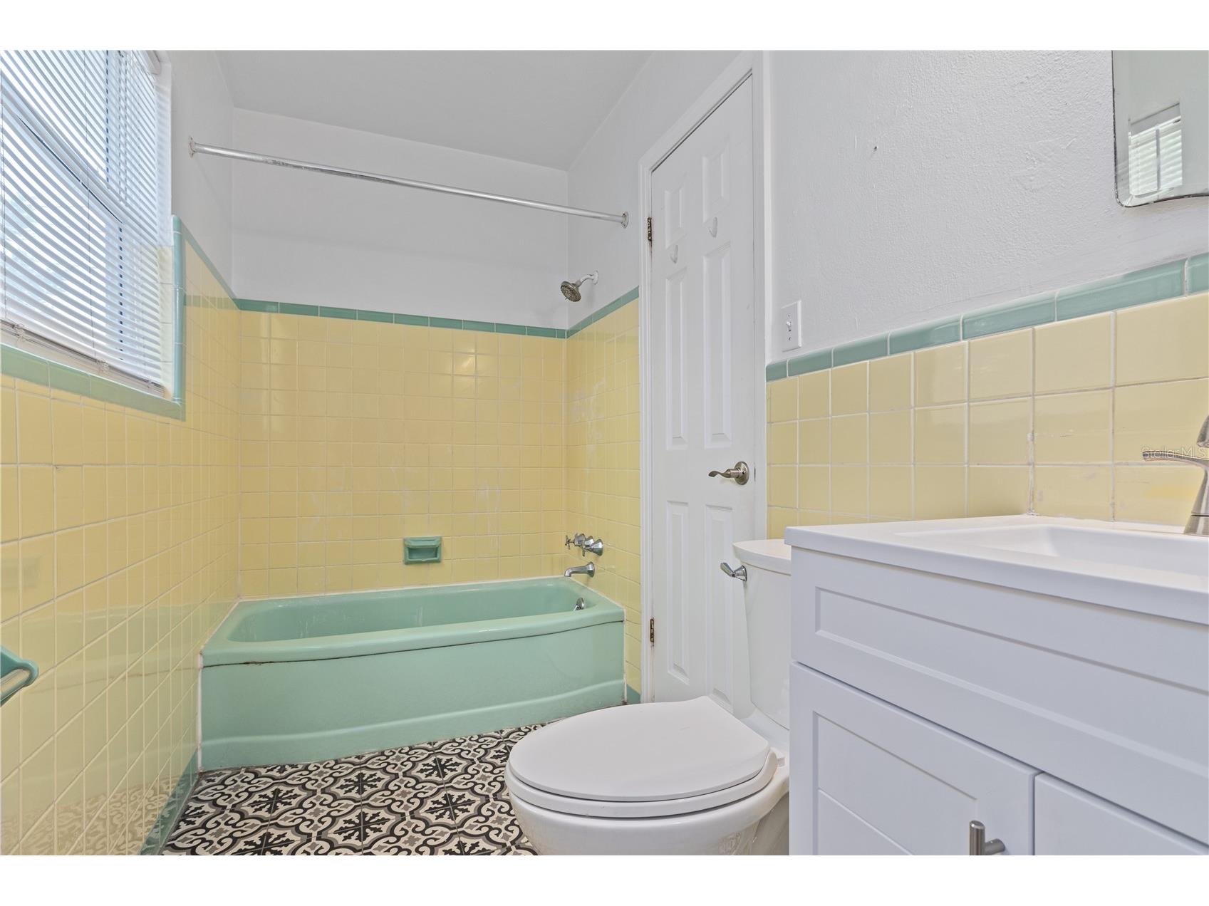 917 30th Avenue N Saint Petersburg FL 33704 TB8513746 image13