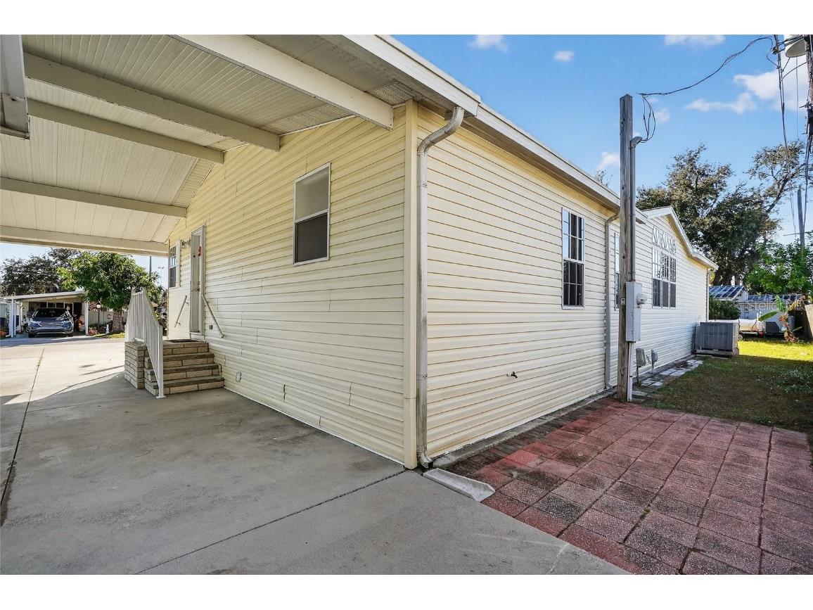 917 50th Avenue Terrace W Bradenton FL 34207 TB8459379 image5