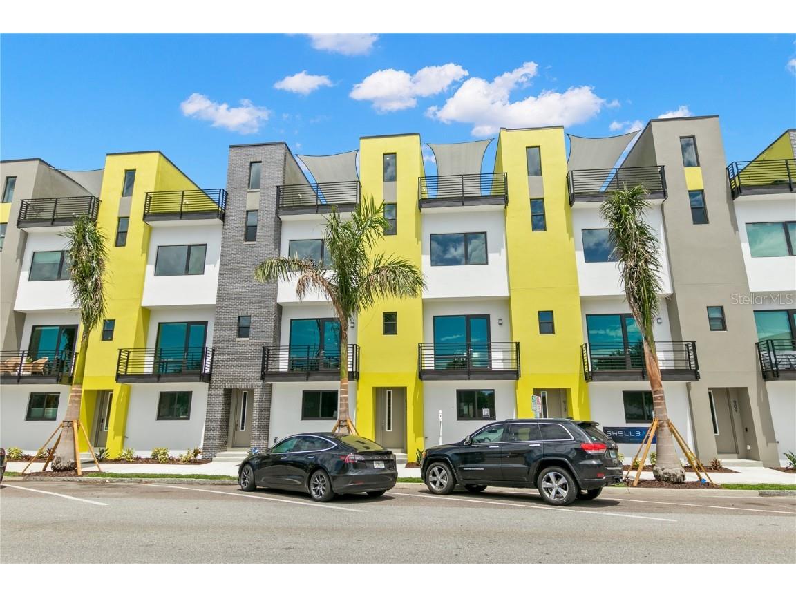 917 Arlington Avenue N Saint Petersburg FL 33705 U8198480 image1