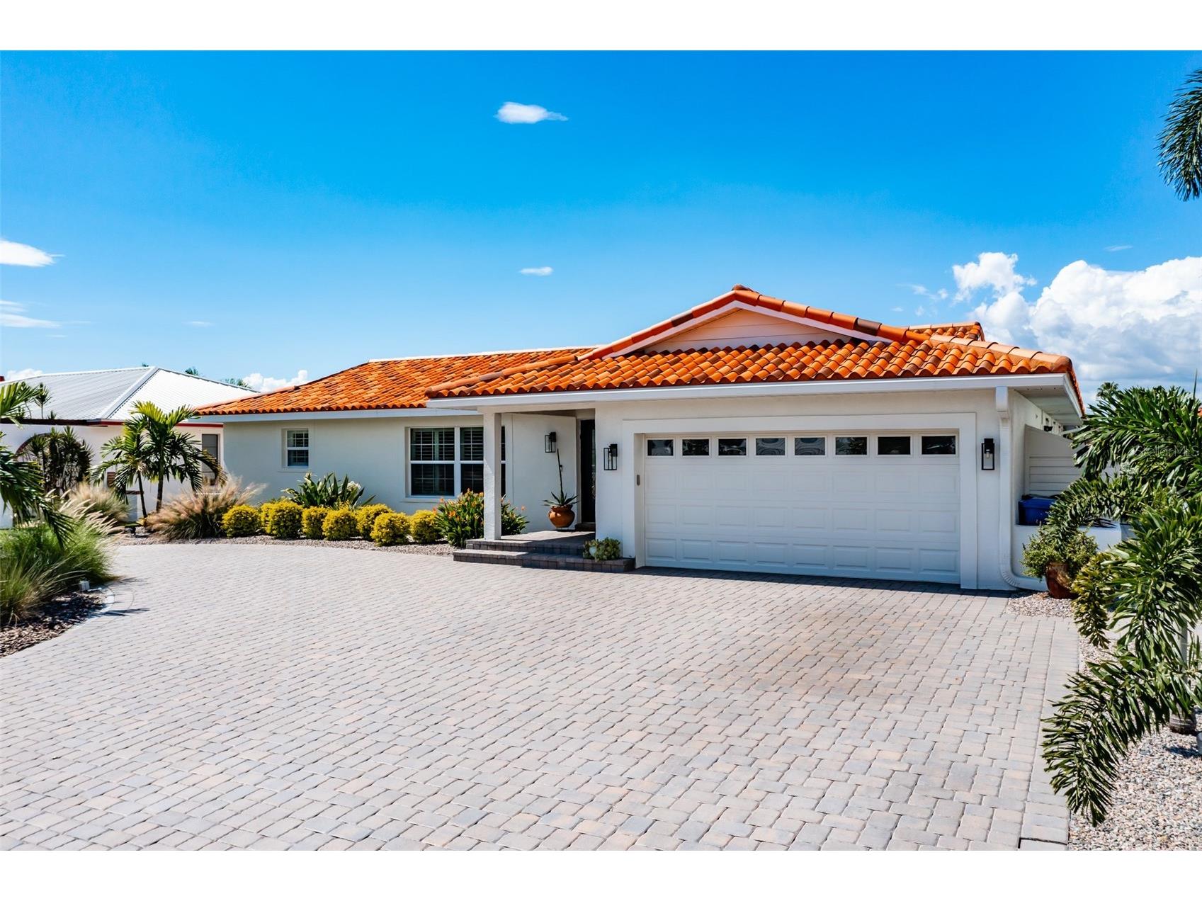 917 Chipaway Drive Apollo Beach FL 33572 TB8464740 image2