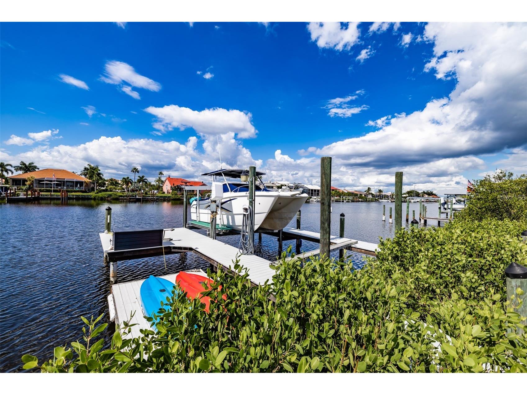 917 Chipaway Drive Apollo Beach FL 33572 TB8464740 image50